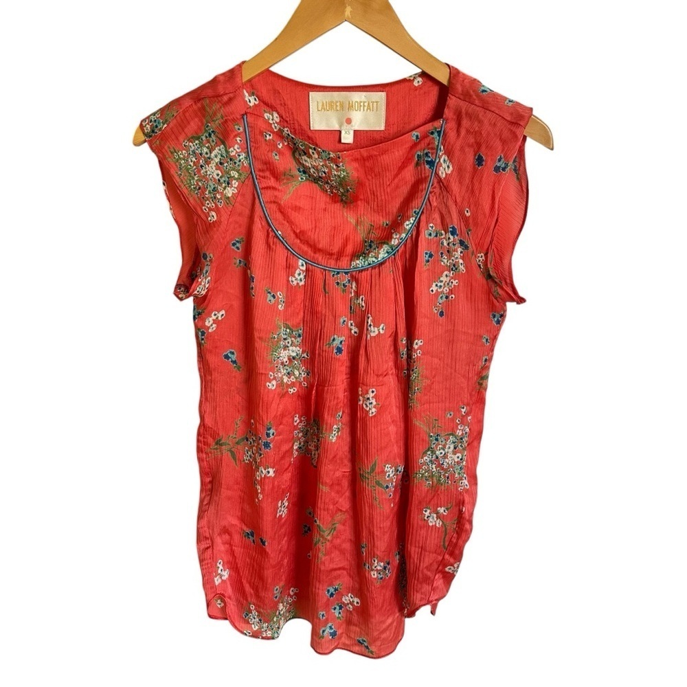 Lauren Moffatt size XS 100% Silk Floral‎ Print Blouse Top Lightweight Scoopneck